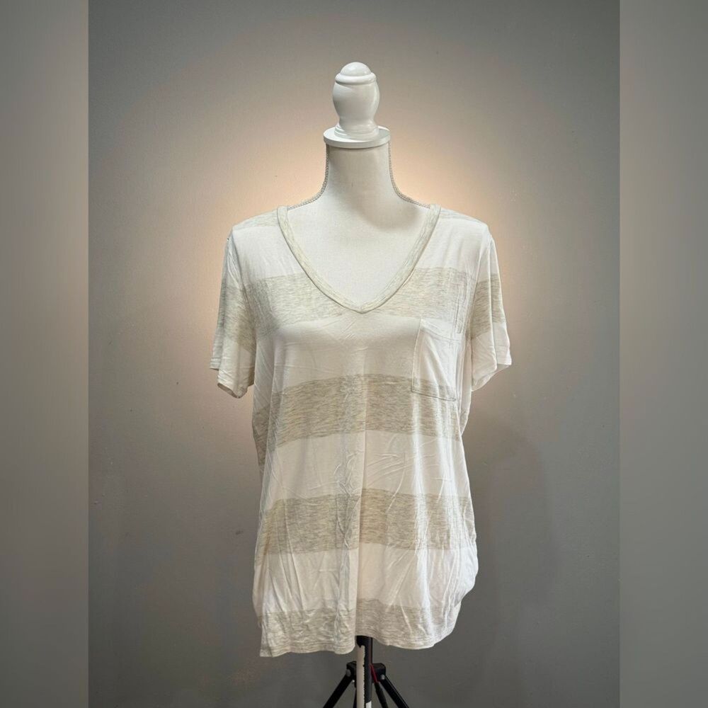 Cream/Tan Market & Spruce Striped S/S V-Neck Pocket Tee Size L EUC